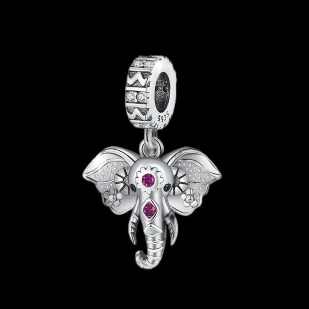 S925 Sterling Silver Elephant Charm/Pendant with Sparkling Zirconia - NWT